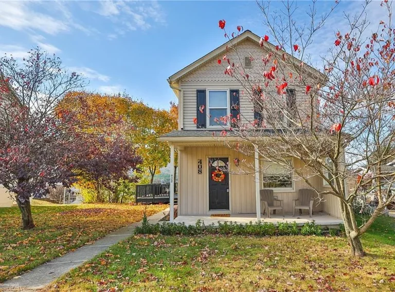 Charming 3-Bedroom Home in a Prime Location