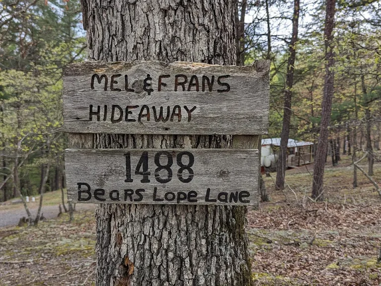 Mountain Retreat: Your Serene Escape $90,000
