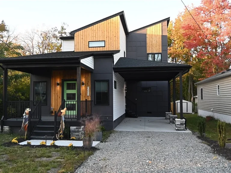 Discover this stunning 1,725 SF contemporary home, nestled in a vibrant neighborhood.