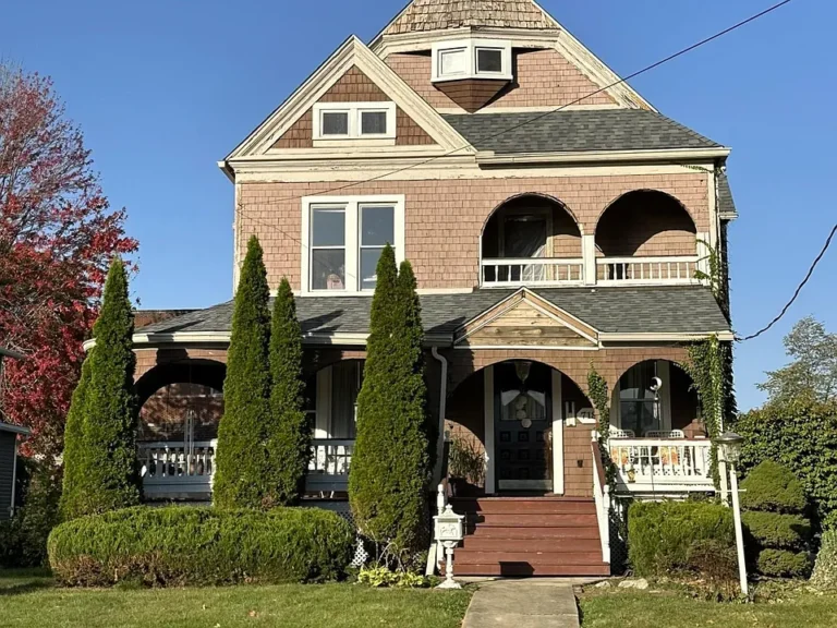 This stunning 4-bedroom, 1.5-bathroom home, nestled in a historic neighborhood, offers a perfect blend of classic elegance and modern convenience. $119,900