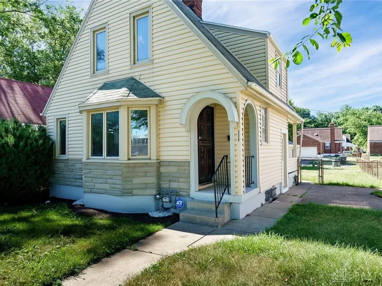 Charming 3-Bedroom Home with Modern Updates $139,900