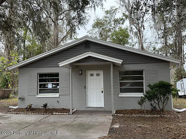Charming 3-Bedroom Home in the Heart of Brooksville $108,000