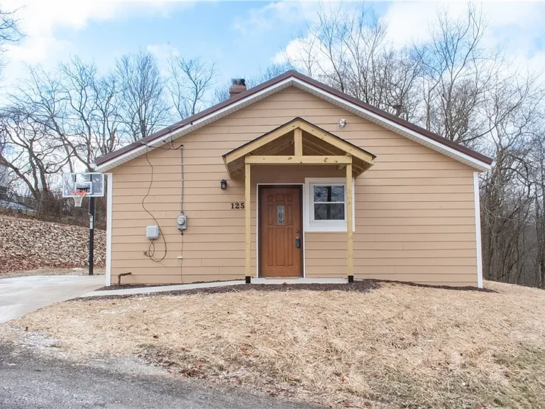 Welcome home to this beautifully maintained 3-bedroom, 1.5-bathroom ranch, where modern conveniences meet cozy comfort. $189,900