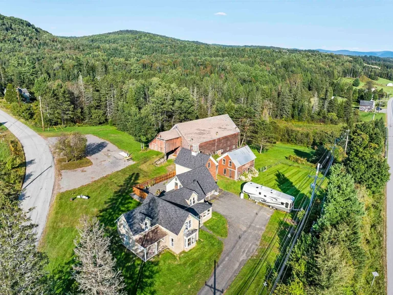Country Farmhouse with Acreage: Your Dream Awaits