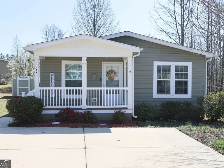 Charming Two-Bedroom, Two-Bath Modular Home in Coweta Hills Neighborhood! $89,000