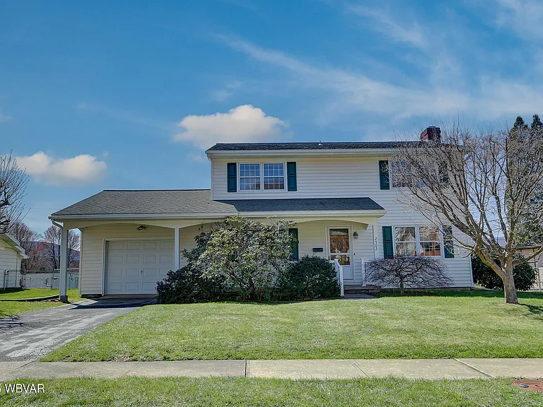 Welcome to your future home in Loyalsock! This cozy 4-bedroom offers comfort & so much potential. $249,900