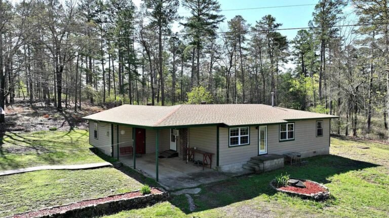 3-Bedroom Home on 6.02 Acres for Sale in Boles, Arkansas