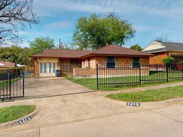 Charming 4-Bed, 2-Bath Home with Great Potential – Sold As-Is! $199,958