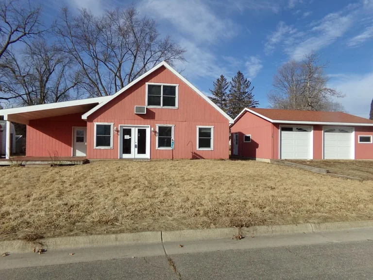 Experience Comfortable and Convenient Living in This Charming 1-1/2 Story Home! $110,000