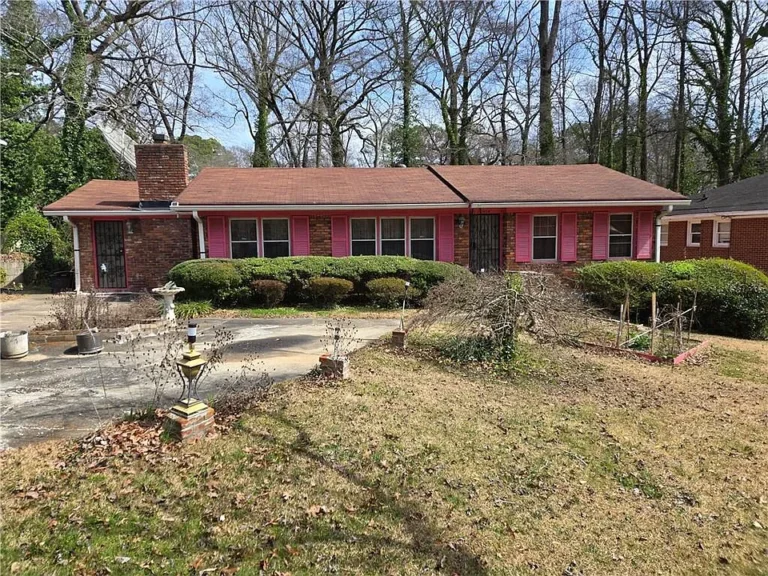 Four-Sided Brick Ranch with Finished Basement in Venetian Hills – A Diamond in the Rough! $159,900