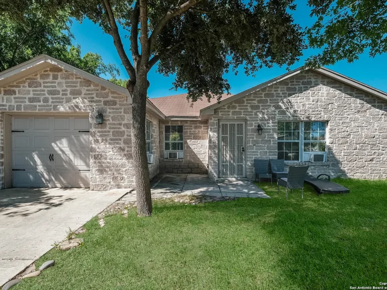 5-Bedroom Custom Home in Southwest San Antonio – UNDER $230K! $189,000