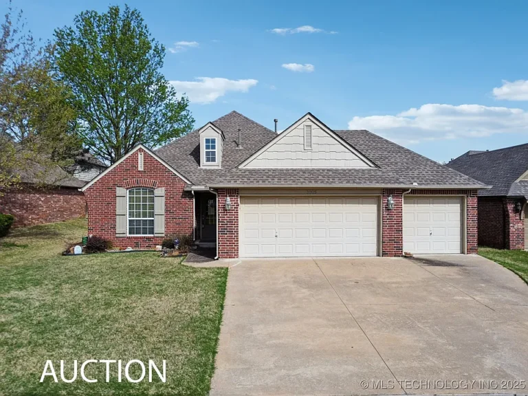 FULL-BRICK HOME IN THE RESERVE AT BATTLE CREEK $100,000