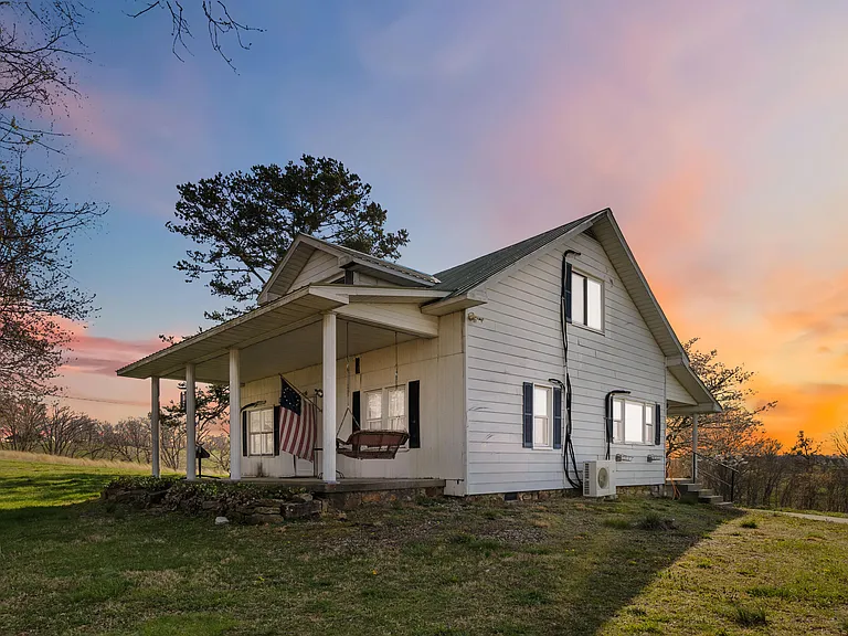 Charming 4-Bedroom Farmhouse