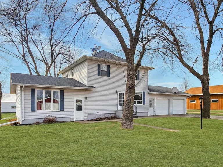This inviting property features a convenient layout with 1 bedroom, a full bathroom, 2 living rooms, and laundry all on the main level. $143,000