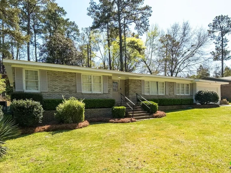 Completely Renovated Brick Ranch – Move-In Ready! $219,900