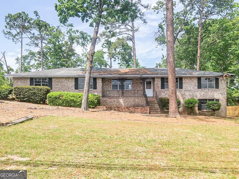 All-Brick Ranch with Tons of Potential! | 3 Bed | 2 Bath | 1,852 Sq Ft $120,000