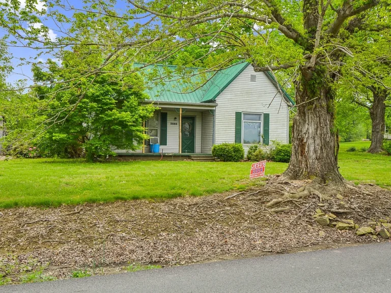 Charming Cape Cod Retreat on 1.5 Serene Acres – 3880 Dalton Road, Providence, KY $61,500