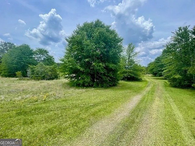 2-Bedroom Home with Pond on 25 Acres in Wadley, Georgia