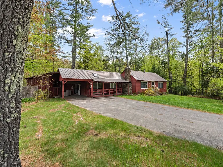 TAKE ME TO THE RIVER! Tucked amongst the pines along the tranquil riverbank of the Fowler River, $299,900
