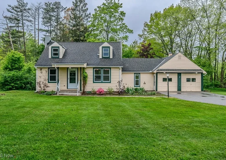 Adorable Cape Cod on 6.6+ Acres in the Heart of Chesterland! $250,000