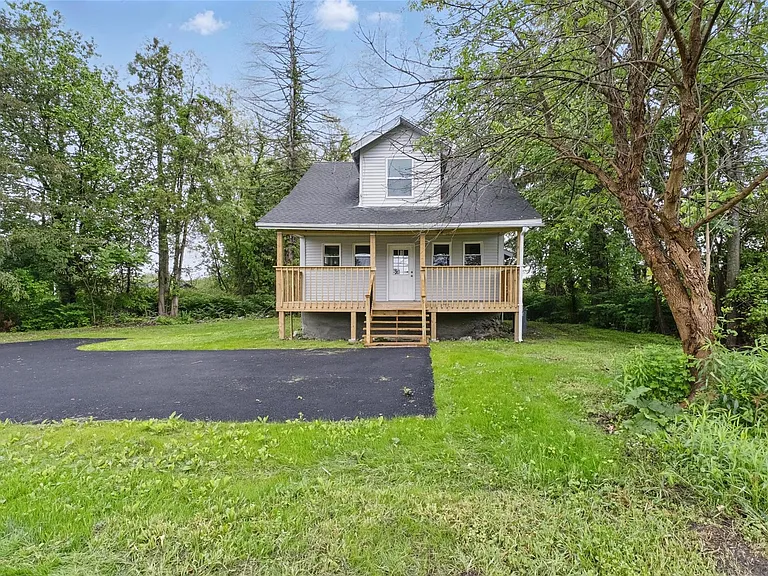 Discover a freshly renovated home, nestled in privacy….. $269,000