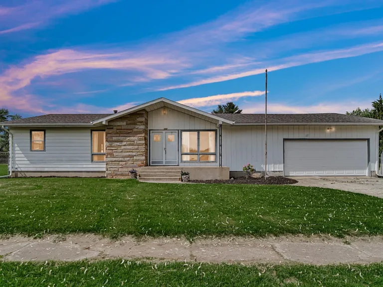 Charming Ranch on Expansive Corner Lot – Endless Potential! $230,000