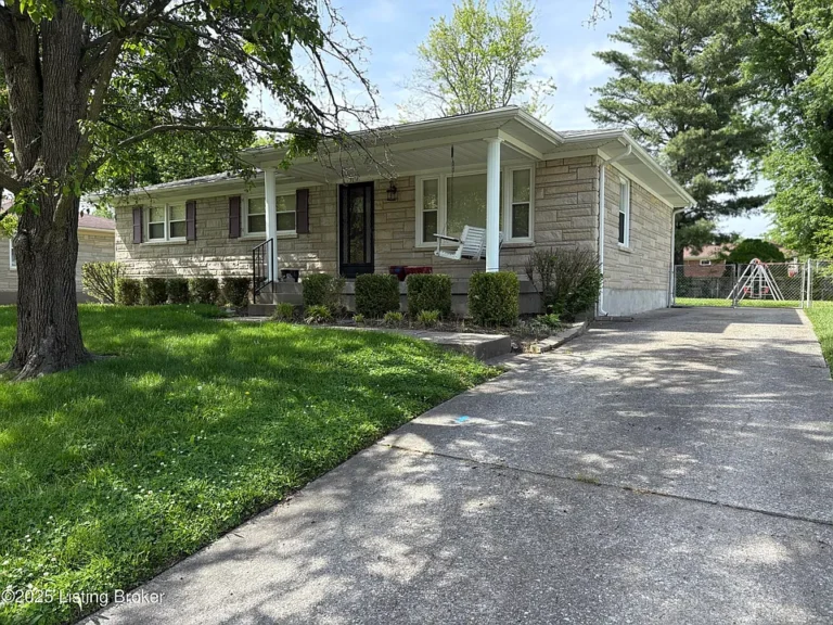 Stone Ranch with Great Bones in Desirable Timothy Hills! $210,000