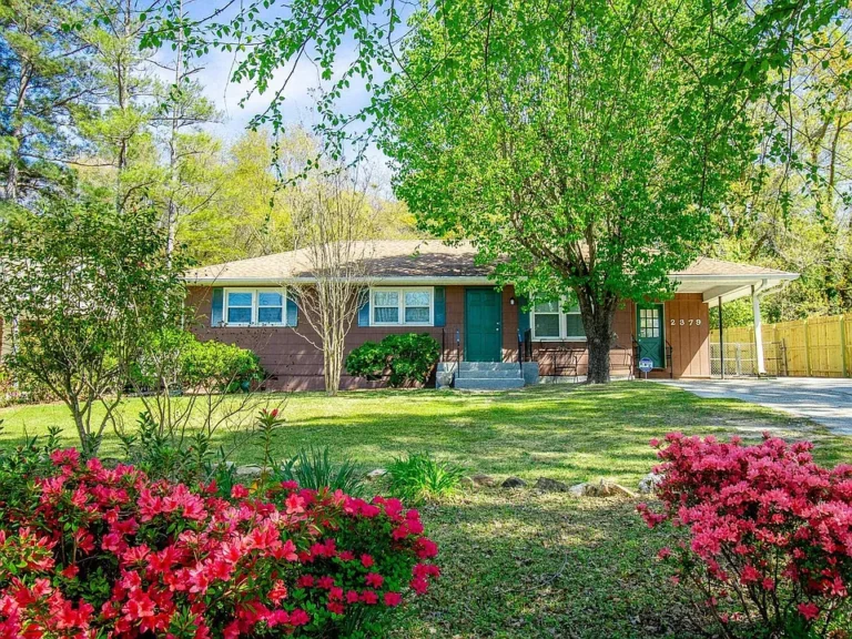 Charming & Well-Maintained | 3 Bed, 1.5 Bath | Move-In Ready $135,000