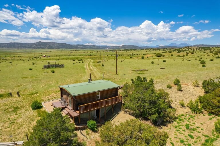 1-Bedroom Cabin on 35.1 Acres in Trinidad, Colorado