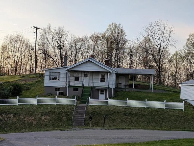 3-Bedroom Mountain Home on 50 Wooded Acres in Pilgrims Knob, Virginia