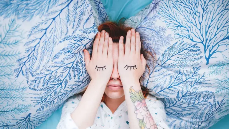 How to Fall Asleep in 10, 60, or 120 Seconds
