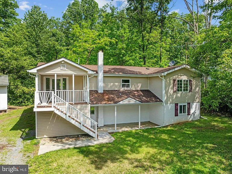 Welcome to your own spot on Great North Mountain.$320,000