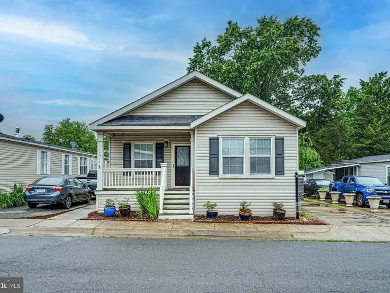 Well-Maintained Palm Harbor Mt. Vernon Model with Major 2024 Updates $124,990