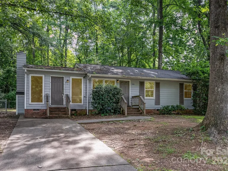 Opportunity Knocks in Hope Valley! $175,000