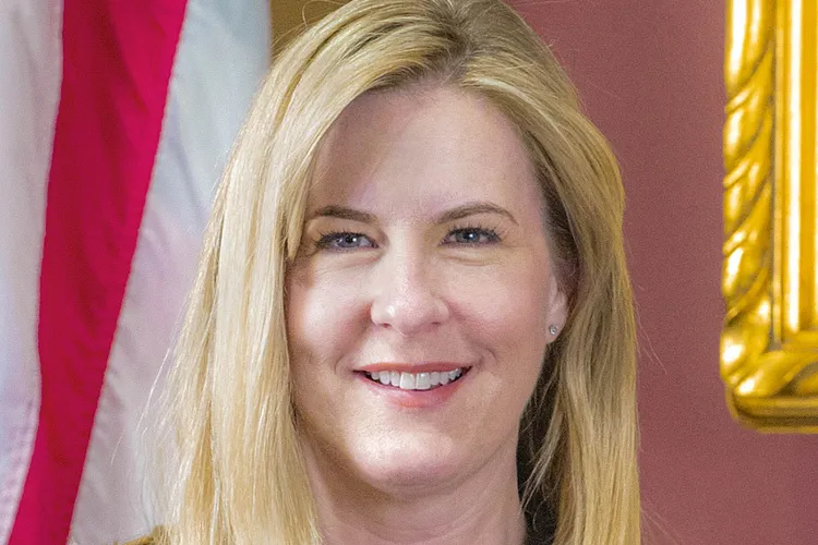 Minnesota Lawmaker and Her Husband Killed in ‘Politically Motivated Assassination’ by Man Pretending to Be Law Enforcement