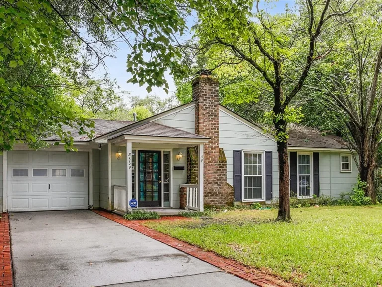Classic 1950s Ranch with Original Charm & Modern Comfort $250,000