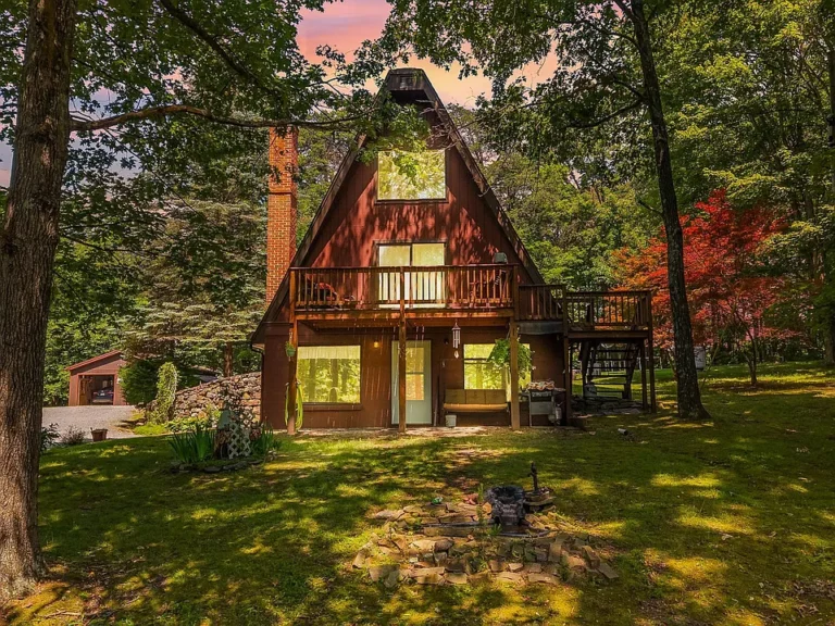 Welcome to Your Private Paradise!  $289,999