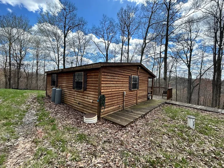 Cabin with Panoramic Views on 32+/- Acres $94,900