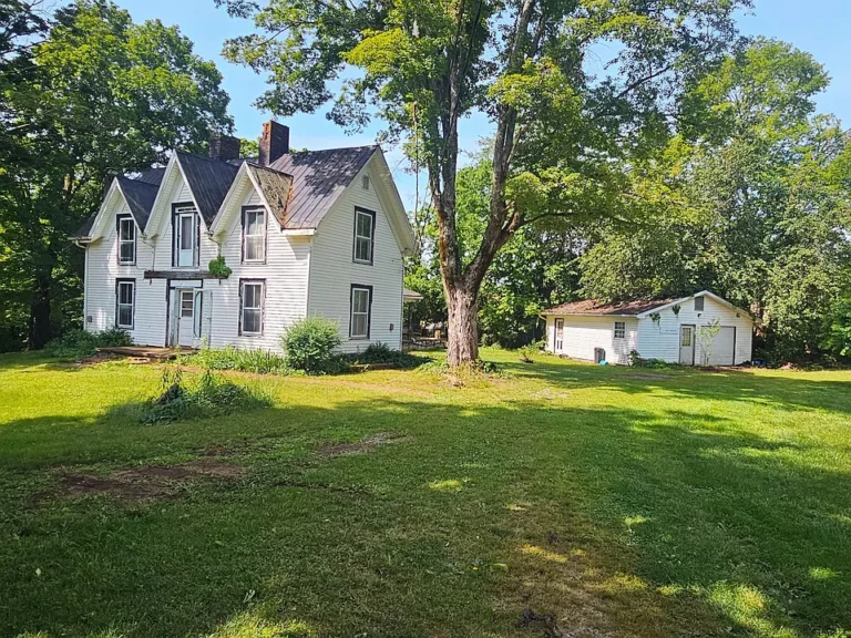 Charming White Farmhouse on 1.2 Acres in Scenic Greene County, TN $139,900
