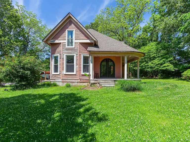 Historic Charm Meets Country Living – Farmhouse on 2.8 Acres in Halls, TN $120,000
