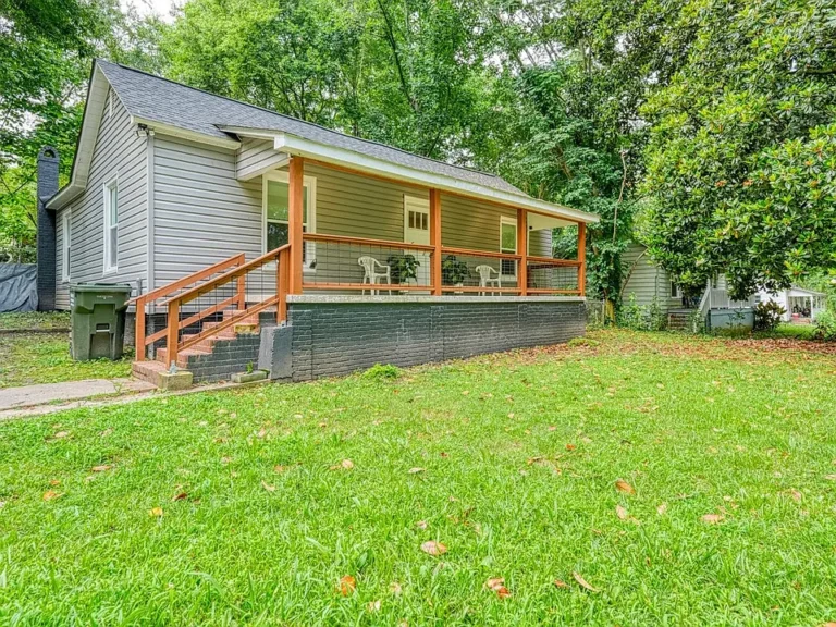 Fully Renovated 3BR/2BA Home – Move-In Ready in Woodruff! $199,000