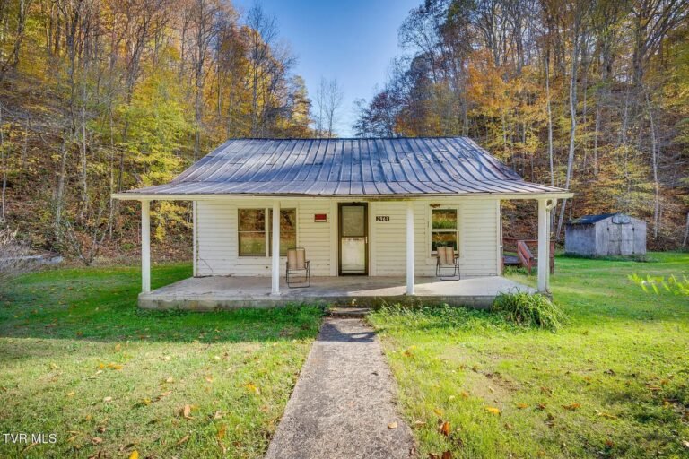 1938 Farmhouse on 46 Wooded Acres in Blackwater, Virginia