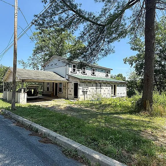 Located just outside of Lebanon. Before Jonestown 1.23 acres. $165,000