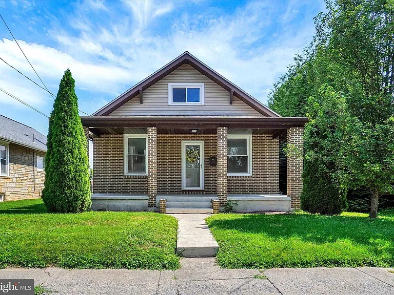 Welcome to 302 S Enola Drive! This charming 3 bedroom, 1 bath home is full of character & completely move-in ready $214,900