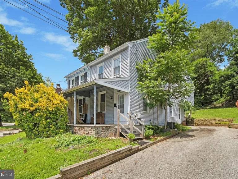 Excellent Investment or Personal Opportunity in Drexel Hill! $250,000