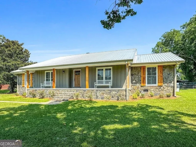 Large 114-Acre Horse and Farm Property with Home in Molena, Georgia