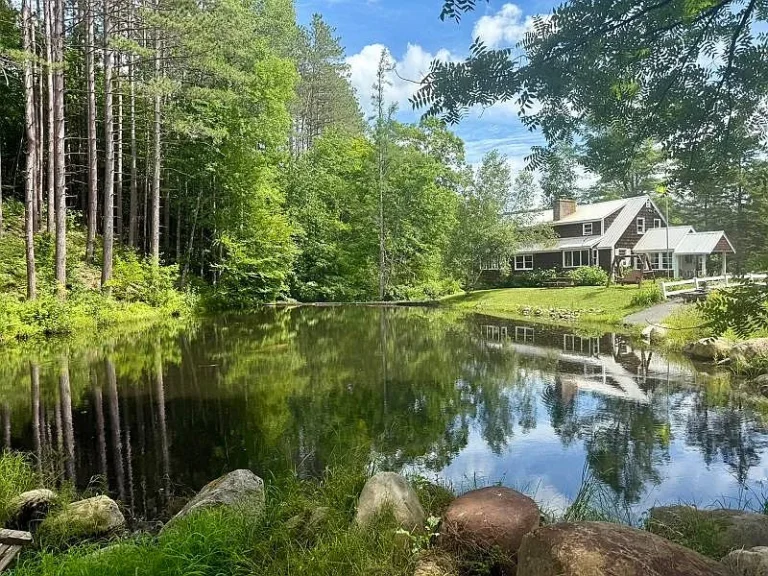 A Stunning Adirondack-Inspired Estate on 38.5 Acres with River Frontage