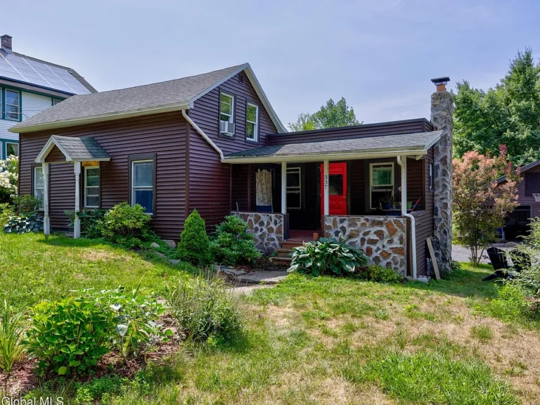 ✨ Charming Country Retreat – Perfect for First-Time Buyers or Downsizers! ✨