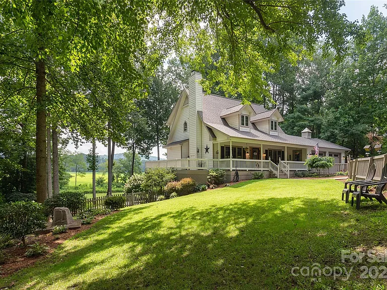 Everything you want in a home!