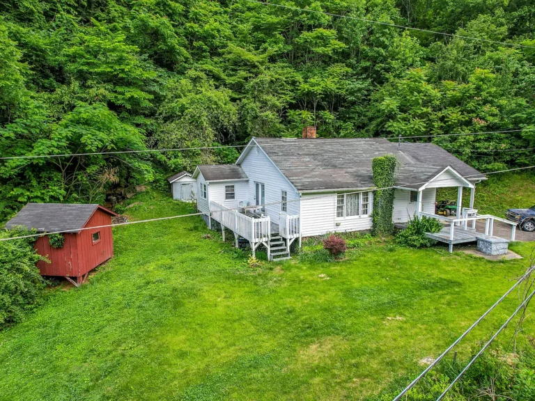 Charming Home on 21± Acres with KY River Access